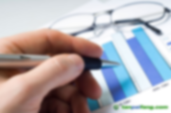 圍繞碳交易衍生出的綠色金融，讓“蔚藍(lán)的天空”形成了千億市場(chǎng)