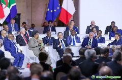 李強(qiáng)總理：推進(jìn)全球能源轉(zhuǎn)型和應(yīng)對(duì)氣候變化，推動(dòng)建立全球清潔能源合作伙伴關(guān)系